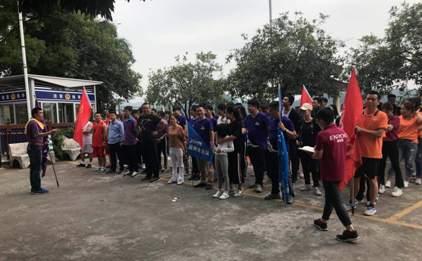 金馬爭霸賽火箭隊8公里徒步拉練，振奮人心！
